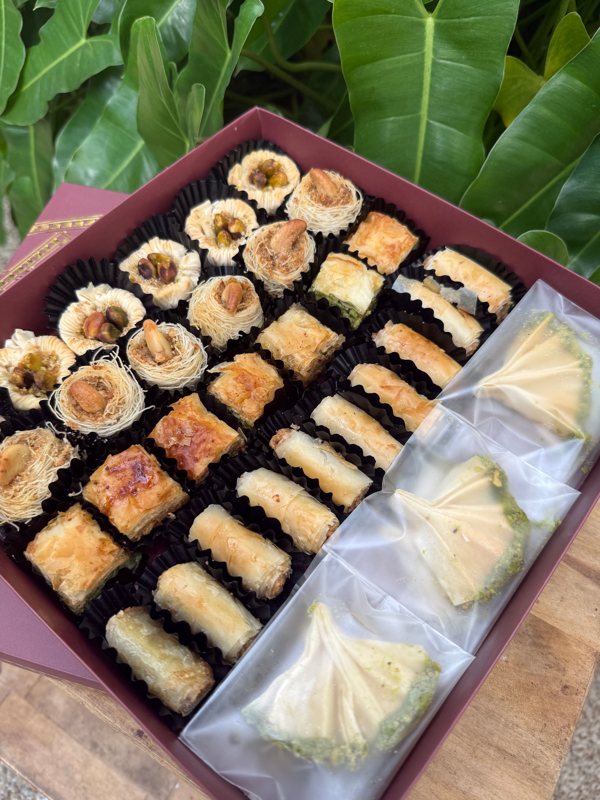 Greetings Baklava Box