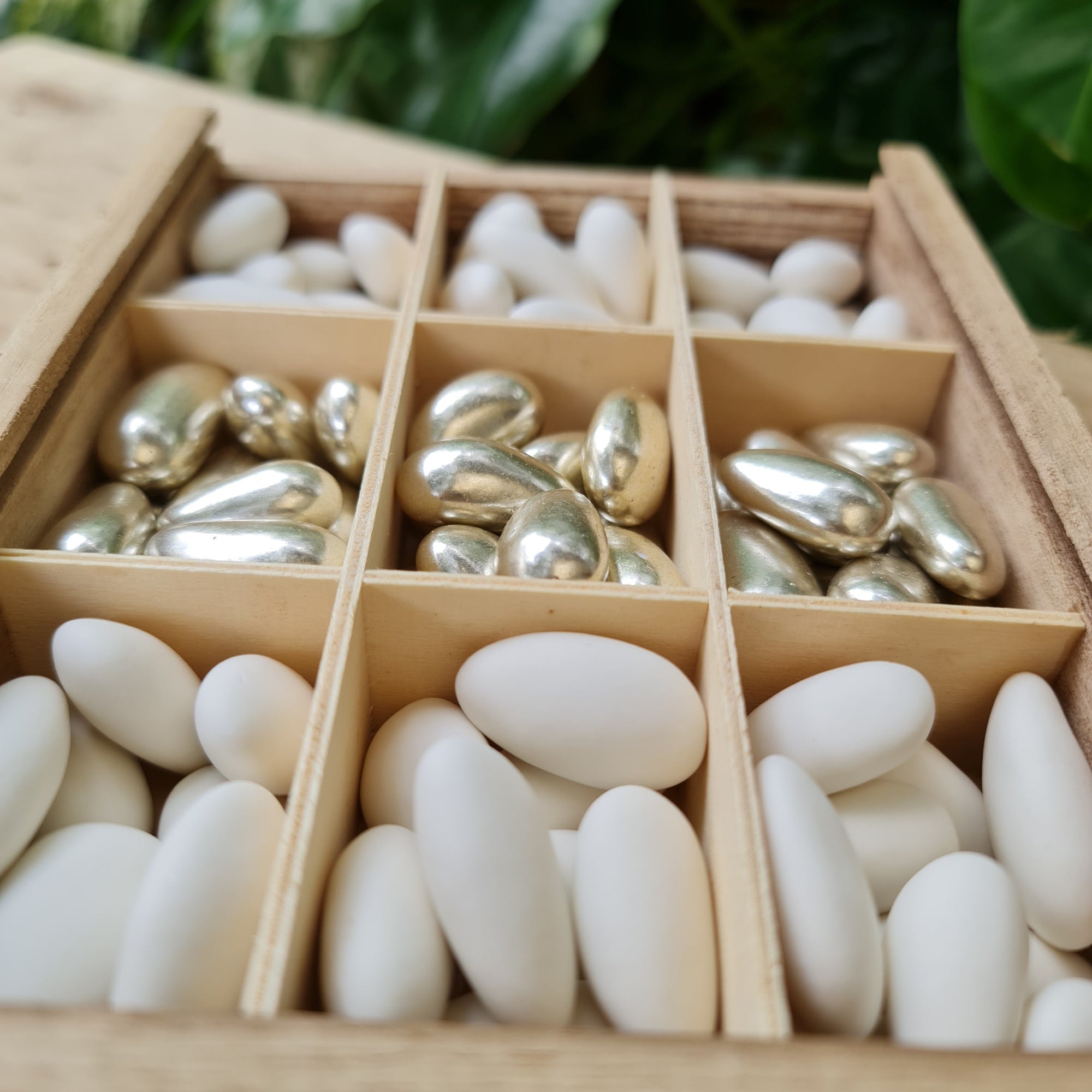 Adore Gift Box of Dragees