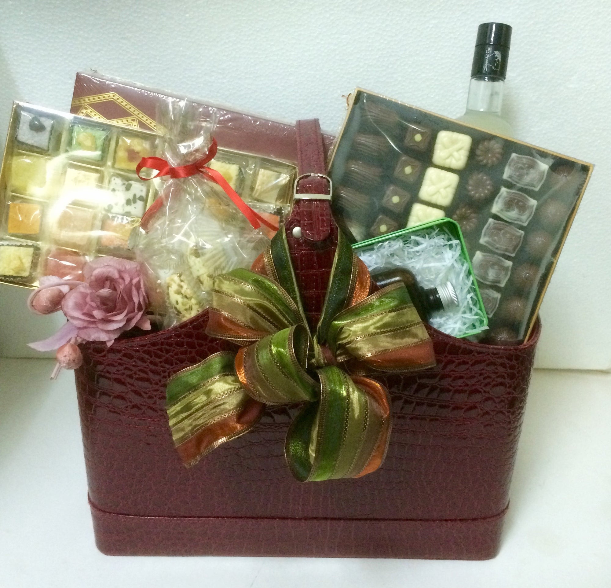 Luxe Hamper ; FHRP -022