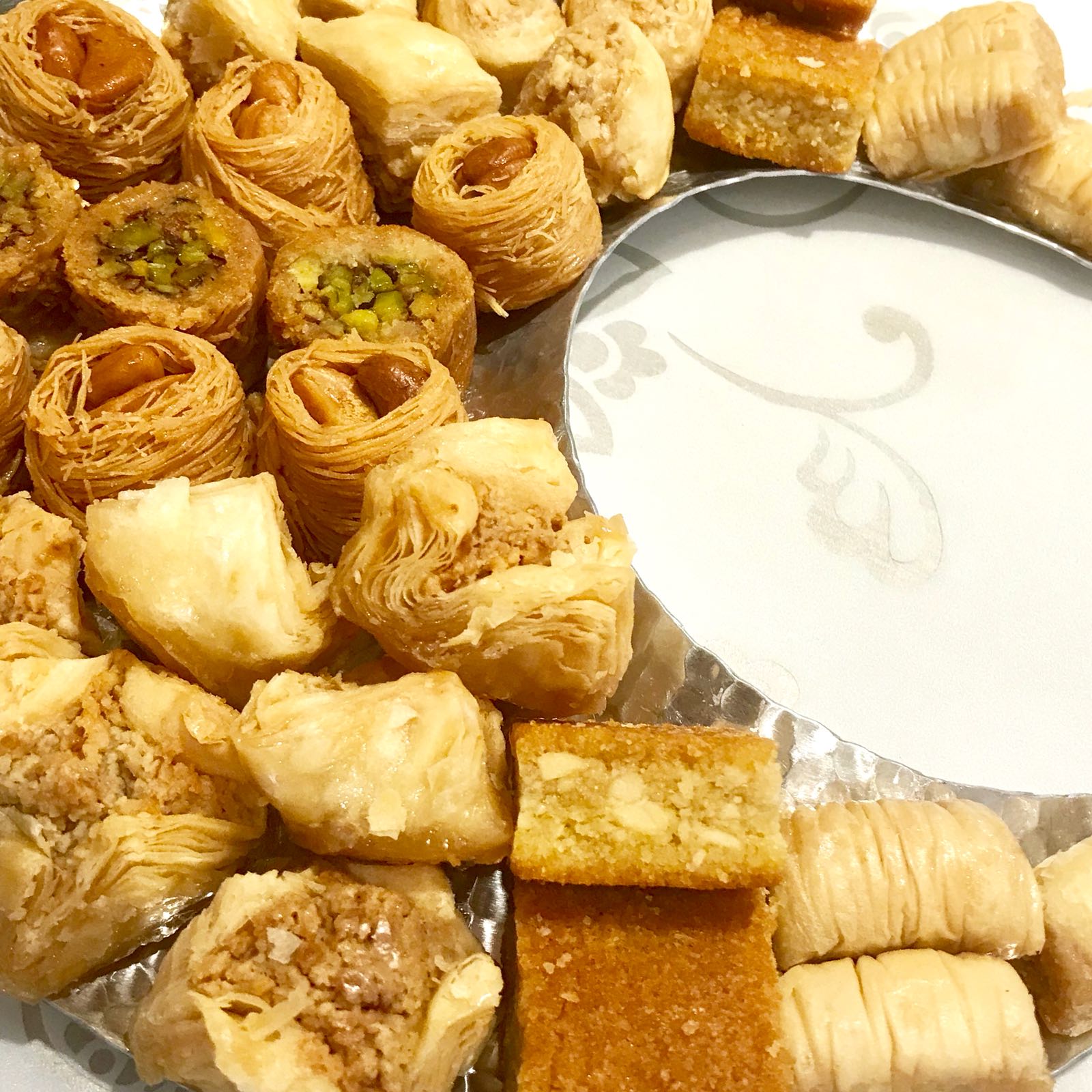 Selamat Hari Raya Baklava Platter