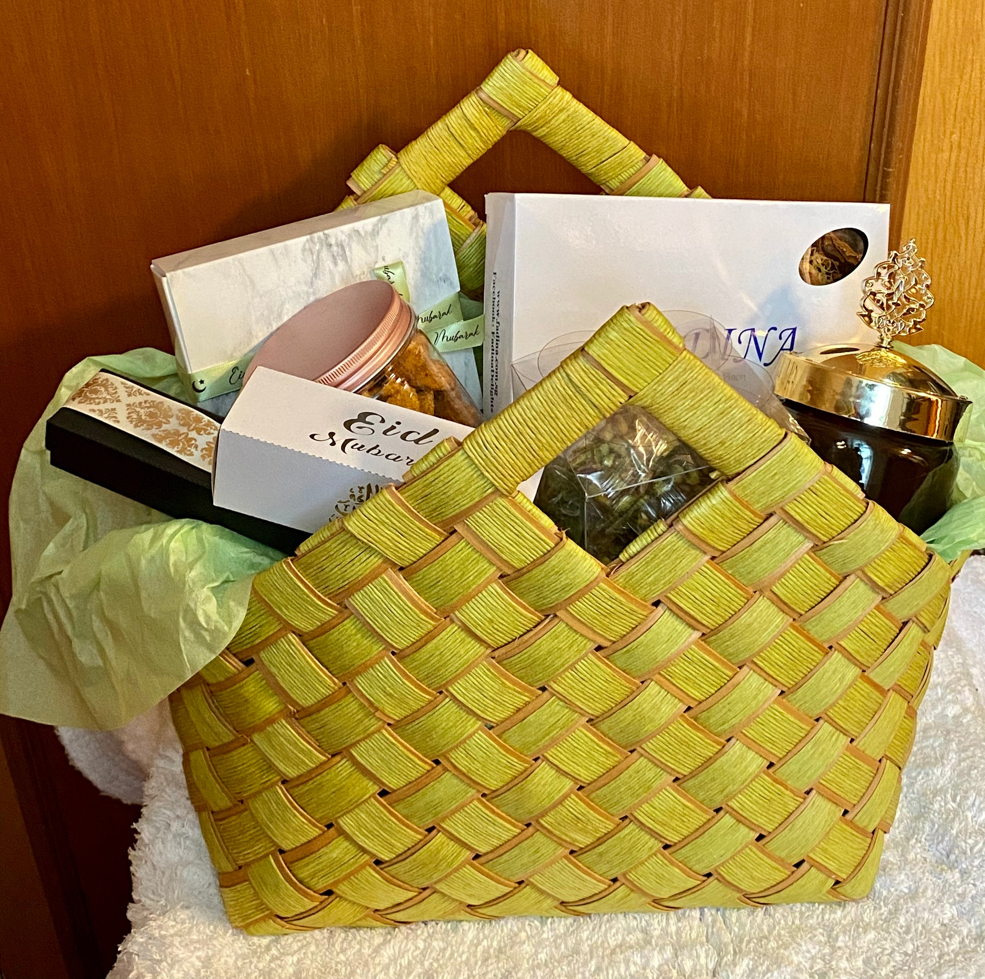 Custom Eid Hamper 2