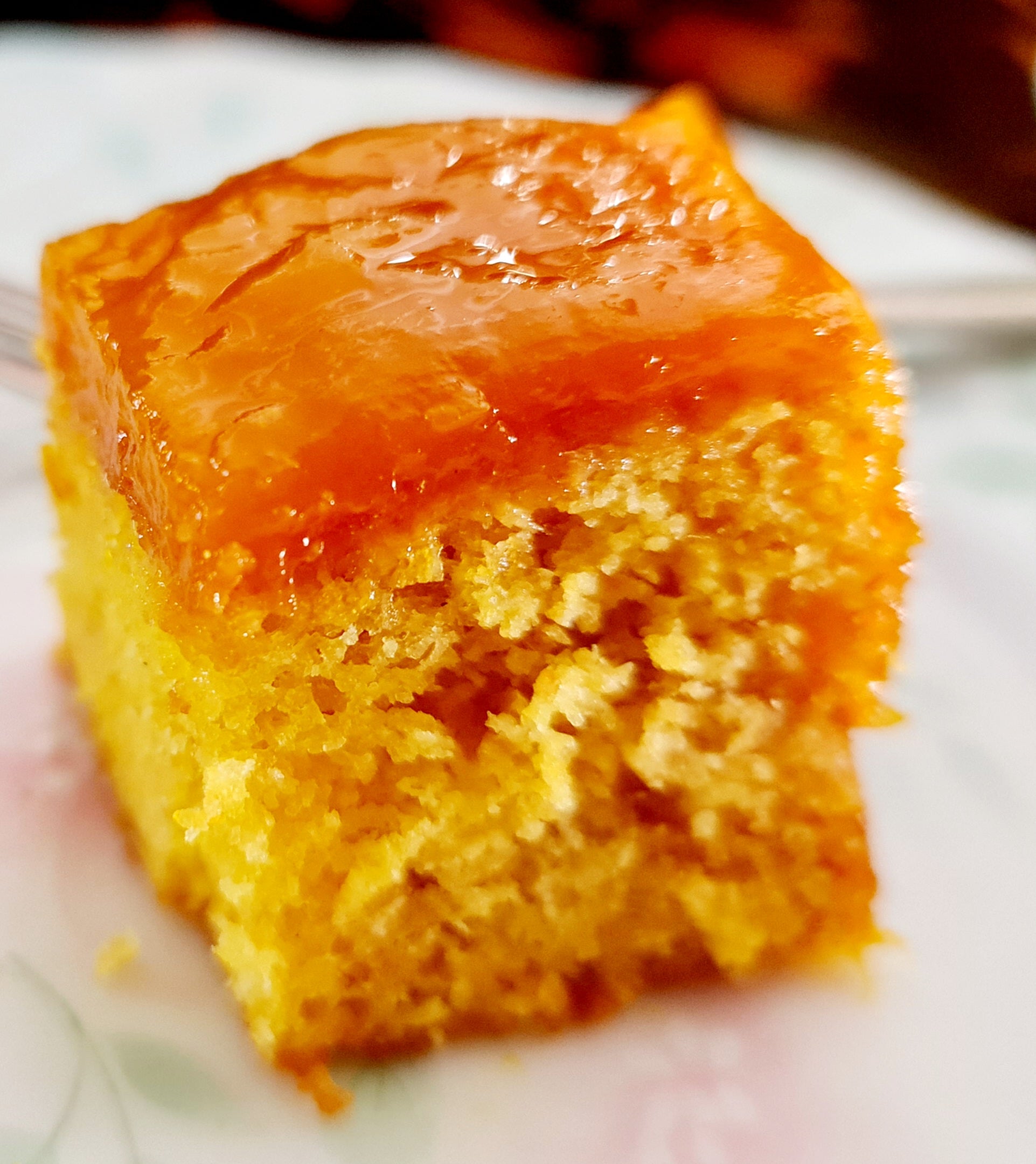 Eggless Mango Cake